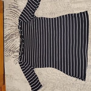 Black and white short sleeve shirt